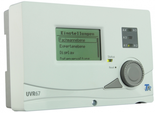 Technische Alternative Universalregelung UVR67 mit Sensoren+